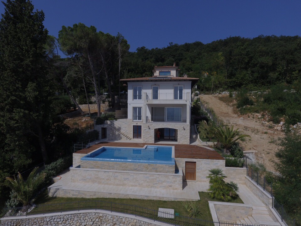 Mošćenička Draga — 3